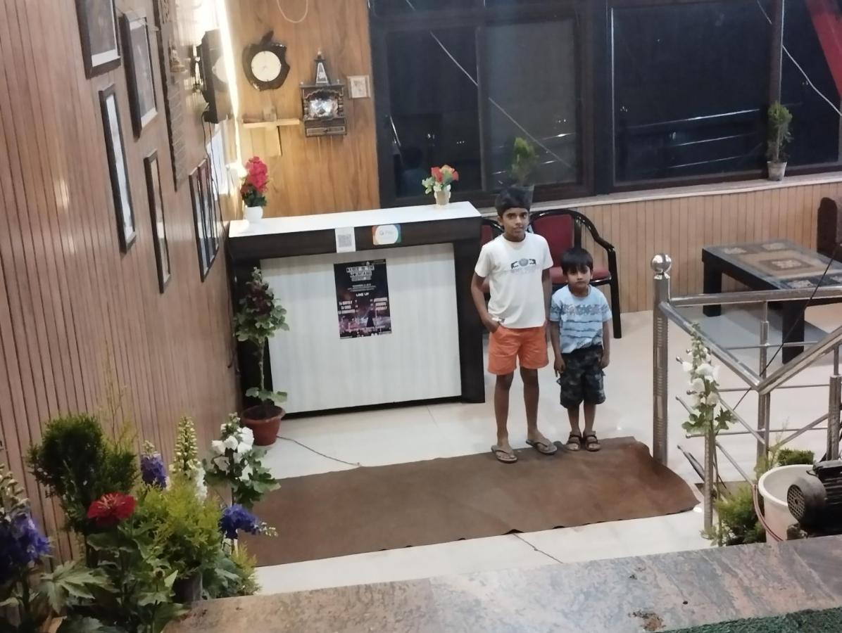Green View Resort New Tehri Zewnętrze zdjęcie